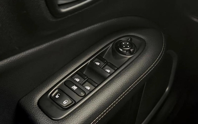 imagem-https://www.socarrao.com.br/sc-vehicle-images-prod/3309247/1788703967726-8389192_9_B_936d100024.jpeg
