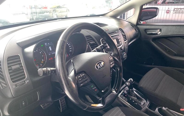 imagem-https://www.socarrao.com.br/sc-vehicle-images-prod/33094/1789475899615-7176243_6_B_a9d004456e.jpeg