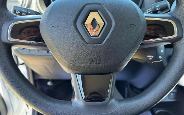 imagem-https://www.socarrao.com.br/sc-vehicle-images-prod/3309586/1789076854593-8390383_5_B_71f1aa65b8.jpeg