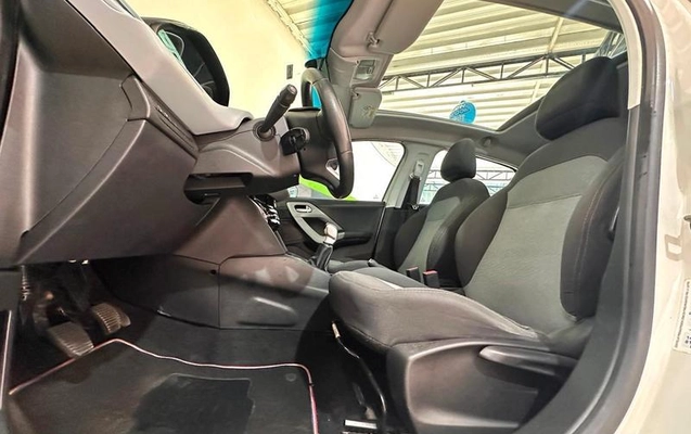 imagem-https://www.socarrao.com.br/sc-vehicle-images-prod/3309722/1788276494153-8366698_10_B_f9bc69f85f.jpeg