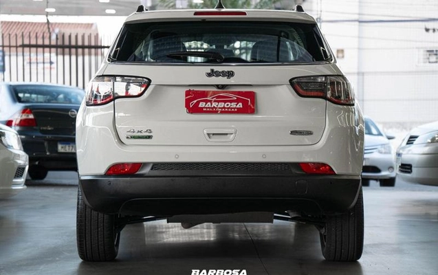 imagem-https://www.socarrao.com.br/sc-vehicle-images-prod/3310189/1787093963719-8353801_0_B_3c035861cf.jpeg