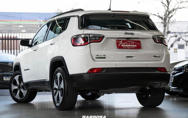 imagem-https://www.socarrao.com.br/sc-vehicle-images-prod/3310189/1787093963721-8353801_1_B_b7ed691fd2.jpeg
