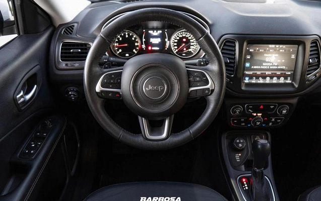 imagem-https://www.socarrao.com.br/sc-vehicle-images-prod/3310189/1787093963726-8353801_1_B_29f5b1095e.jpeg