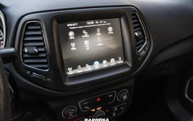 imagem-https://www.socarrao.com.br/sc-vehicle-images-prod/3310189/1787093963728-8353801_4_B_6f5f281f8c.jpeg