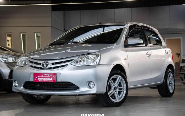imagem-https://www.socarrao.com.br/sc-vehicle-images-prod/3310279/1787094332855-8381421_0_B_55e5a1bfc1.jpeg