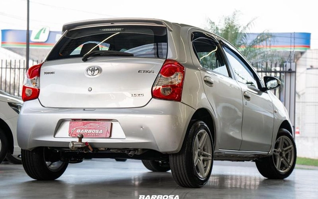 imagem-https://www.socarrao.com.br/sc-vehicle-images-prod/3310279/1787094332861-8381421_2_B_190c82a8a7.jpeg