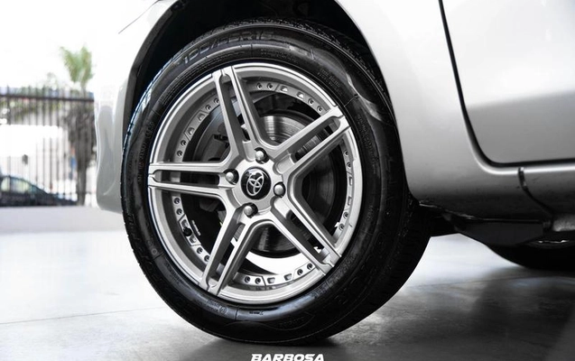 imagem-https://www.socarrao.com.br/sc-vehicle-images-prod/3310279/1787094332873-8381421_5_B_a11f16ba21.jpeg