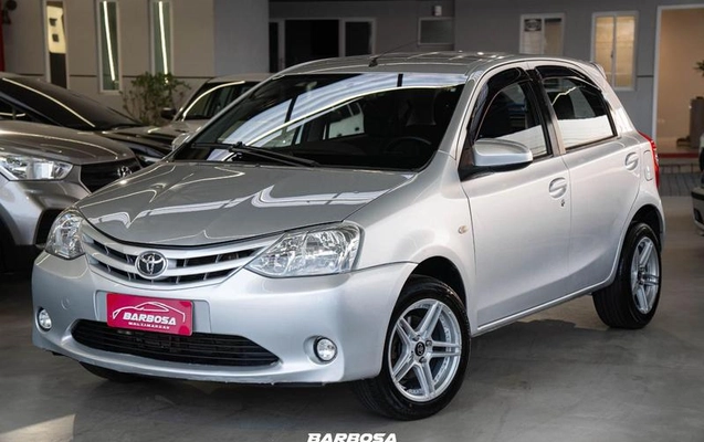 imagem-https://www.socarrao.com.br/sc-vehicle-images-prod/3310279/1787094332875-8381421_13_B_dfd70658f2.jpeg
