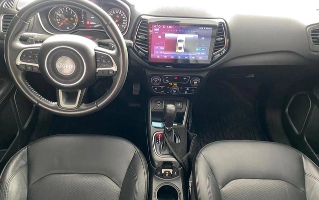 imagem-https://www.socarrao.com.br/sc-vehicle-images-prod/33104/1790790674833-7624643_8_B_af3a6fc68e.jpeg