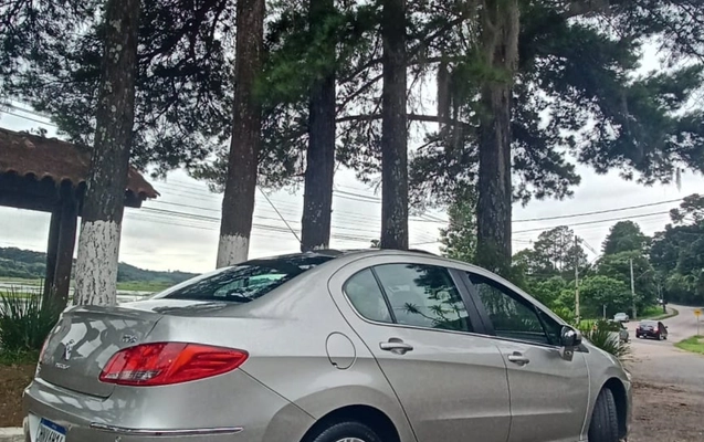 imagem-https://www.socarrao.com.br/sc-vehicle-images-prod/3313793/1787106308911-SU1HLTIwMjYwODA5LVdBMDA1OS5qcGc.jpg
