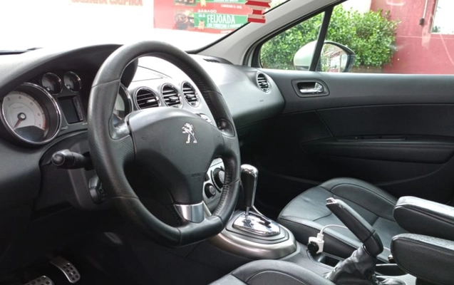 imagem-https://www.socarrao.com.br/sc-vehicle-images-prod/3313793/1787106309205-SU1HLTIwMjYwNDIwLVdBMDAwOS5qcGc.jpg