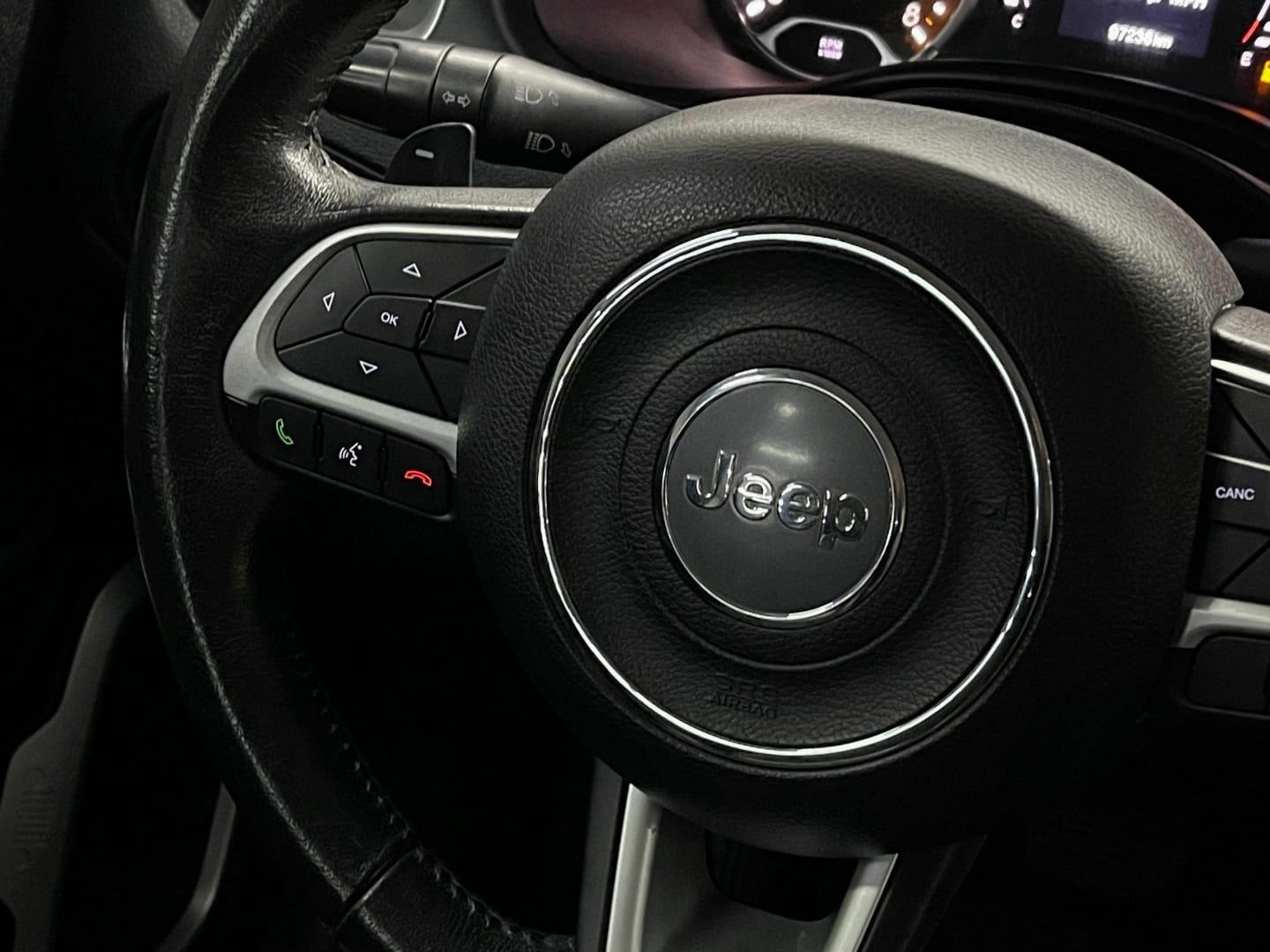 imagem-https://www.socarrao.com.br/sc-vehicle-images-prod/33209/1769988554611-6898720OR_1756924117_79_830.jpg