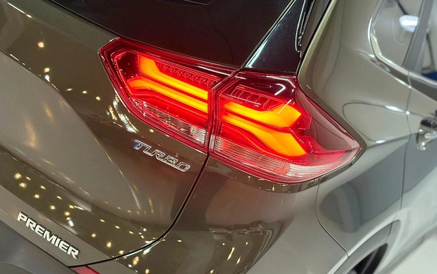 imagem-https://www.socarrao.com.br/sc-vehicle-images-prod/3322776/1787139478999-Q0hFVlJPTEVUIFRSQUNLRVIgUFJFTUlFUiBUQiAtIDIwMjQgLSBWRVJERSAtIFNGSThKNDYgKDEyKS5qcGc.jpg