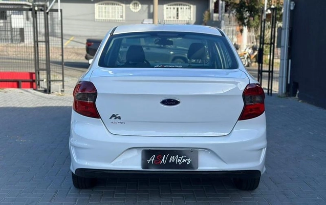 imagem-https://www.socarrao.com.br/sc-vehicle-images-prod/3322786/1787140294305-7892008_7_B_3db9bc00b9.jpeg