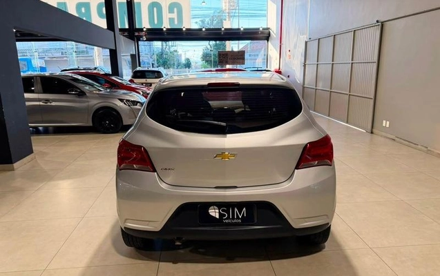 imagem-https://www.socarrao.com.br/sc-vehicle-images-prod/3322808/1788432902103-8389483_3_B_85aa24d882.jpeg
