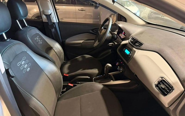 imagem-https://www.socarrao.com.br/sc-vehicle-images-prod/3322808/1788432902200-8389483_9_B_98158c917d.jpeg