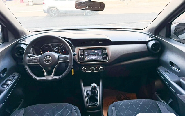 imagem-https://www.socarrao.com.br/sc-vehicle-images-prod/3322855/1787595983474-0d56c255-c87a-44f1-a3b5-41b4b5713b1b.jpg