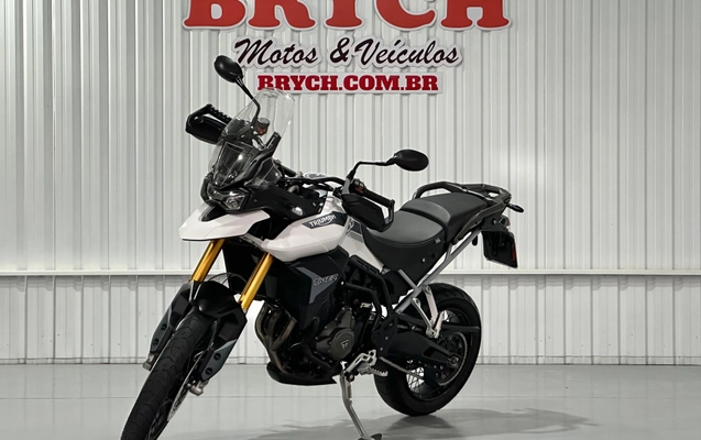 imagem-https://www.socarrao.com.br/sc-vehicle-images-prod/3322884/1787141482420-8fef704fc95943e38b26837e65ce7162_1787141334481.jpg
