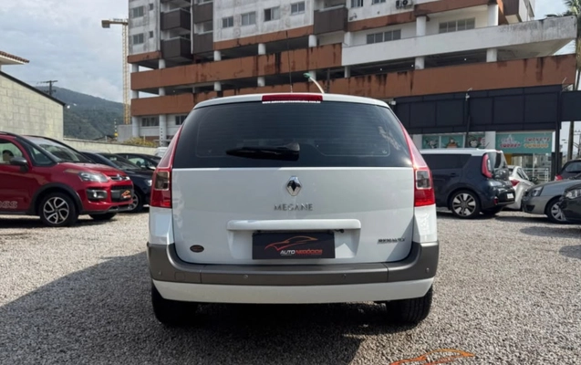 imagem-https://www.socarrao.com.br/sc-vehicle-images-prod/3322894/1787141718336-NS5qcGVn.jpeg