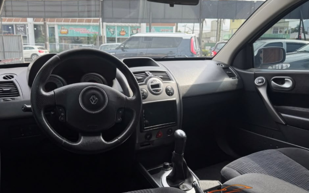 imagem-https://www.socarrao.com.br/sc-vehicle-images-prod/3322894/1787141719020-MTMuanBlZw.jpeg