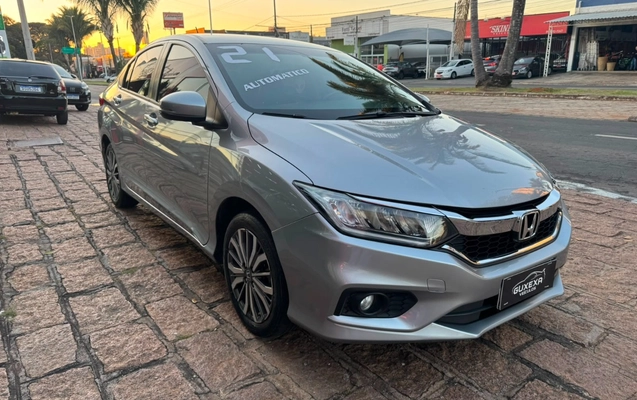 imagem-https://www.socarrao.com.br/sc-vehicle-images-prod/3323260/1787143002742-V2hhdHNBcHAgSW1hZ2UgMjAyNi0wOC0xOSBhdCAwOS4yNy40NC5qcGVn.jpeg
