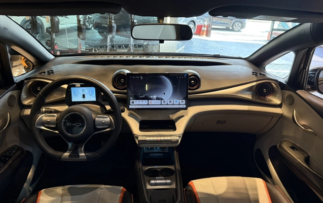 imagem-https://www.socarrao.com.br/sc-vehicle-images-prod/3323280/1787666236410-app-photos-Zr4CTCgxLbFEKb6Jf1nVKRa6cKsO9P9U.jpg