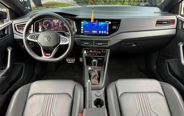 imagem-https://www.socarrao.com.br/sc-vehicle-images-prod/3323281/1789051629469-8387205_5_B_c3a252f808.jpeg