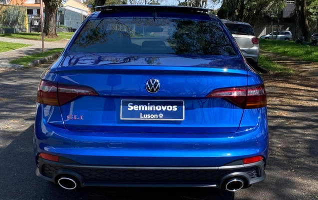 imagem-https://www.socarrao.com.br/sc-vehicle-images-prod/3323297/1789765982383-integration-api-P996DdzNfOfSbDTkTzxDaBaCakeCtK2U.jpg