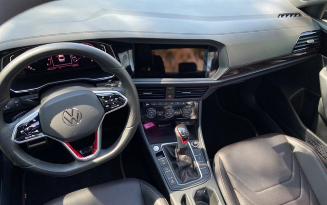 imagem-https://www.socarrao.com.br/sc-vehicle-images-prod/3323297/1789765982408-integration-api-ybFYENyRi6BVQgQZLYKIu1ZuUB7OwrpI.jpg