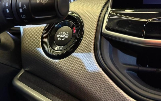 imagem-https://www.socarrao.com.br/sc-vehicle-images-prod/3323313/1787592828319-8393438_3_B_e43c75378f.jpeg