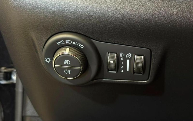 imagem-https://www.socarrao.com.br/sc-vehicle-images-prod/3323313/1787592828320-8393438_5_B_08c6e78adc.jpeg