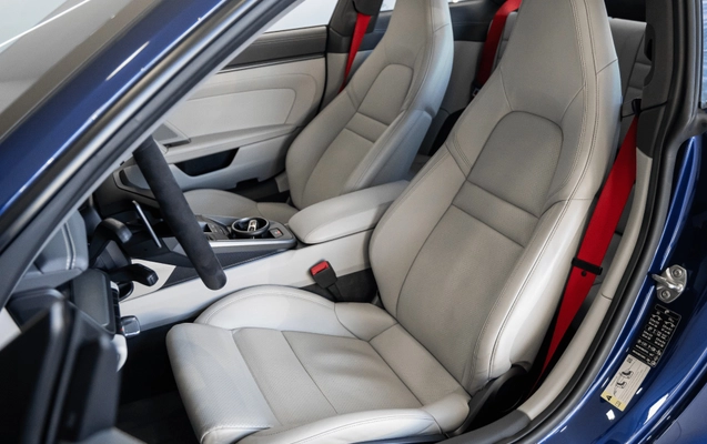 imagem-https://www.socarrao.com.br/sc-vehicle-images-prod/3323315/1787665446282-c2bdc588-ad8b-4b4f-bead-d458e0ce3542.jpg
