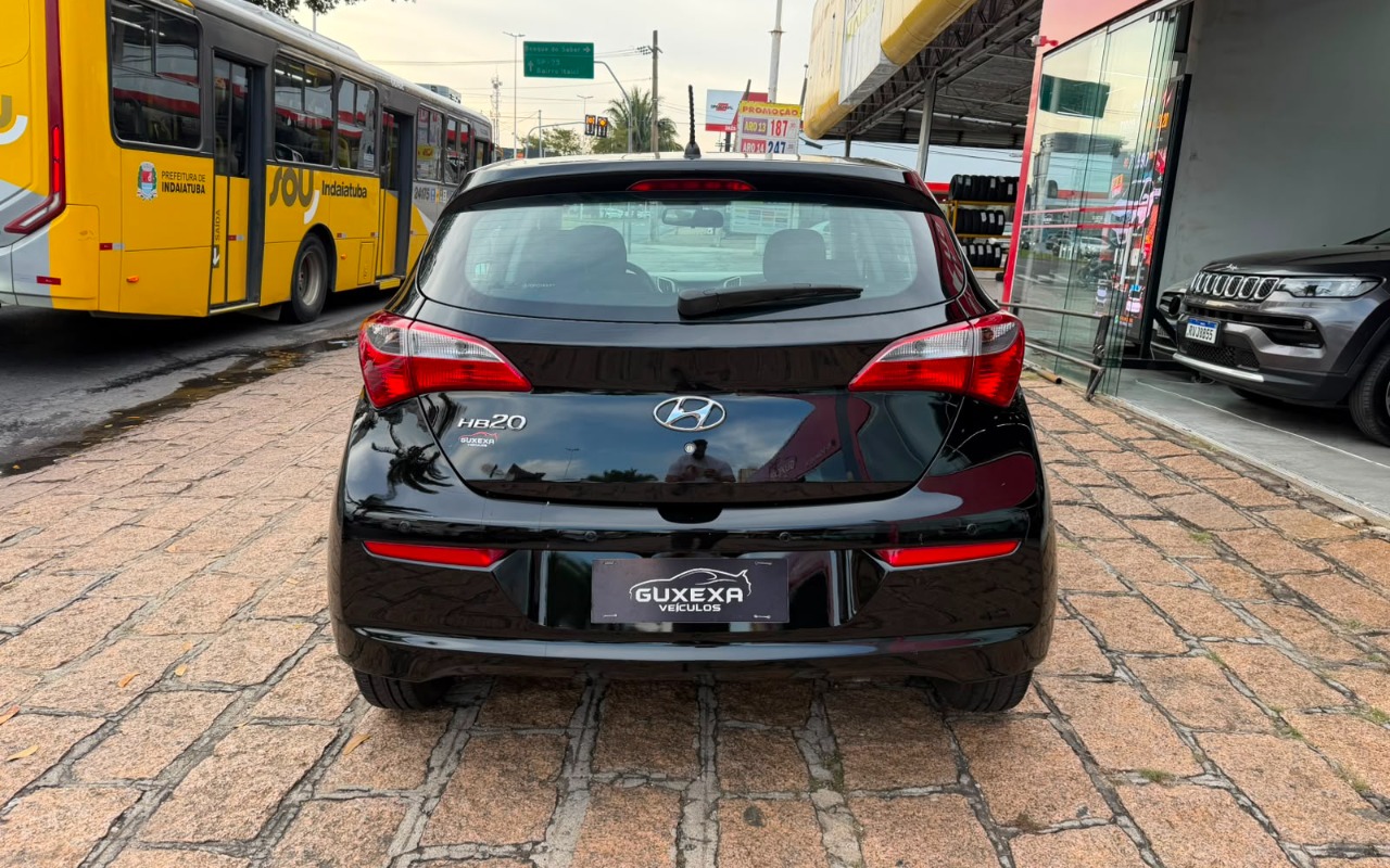 imagem-https://www.socarrao.com.br/sc-vehicle-images-prod/3323335/1787144114295-V2hhdHNBcHAgSW1hZ2UgMjAyNi0wOC0xOSBhdCAwOS40Mi4zNi5qcGVn.jpeg