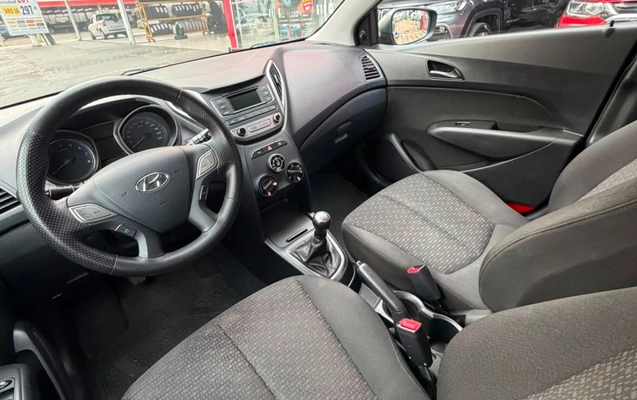 imagem-https://www.socarrao.com.br/sc-vehicle-images-prod/3323335/1787144114609-V2hhdHNBcHAgSW1hZ2UgMjAyNi0wOC0xOSBhdCAwOS40Mi4zNiAoMykuanBlZw.jpeg