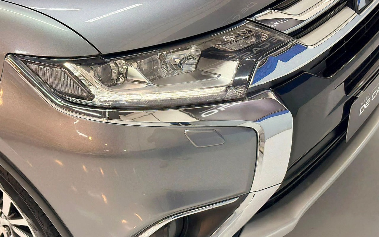 imagem-https://www.socarrao.com.br/sc-vehicle-images-prod/3323347/1787144527080-TUlUU1VCSVNIIE9VVExBTkRFUiAyLjIgLSAyMDE2IC0gQ0lOWkEgLSBQV1I1STMzICgxMCkuanBn.jpg