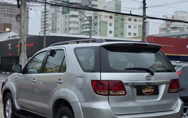 imagem-https://www.socarrao.com.br/sc-vehicle-images-prod/3323349/1789732325918-gb-16823f1.jpeg