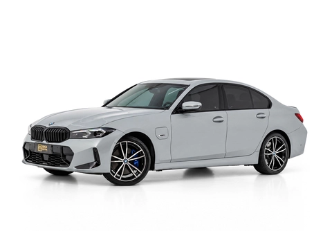 Bmw 330e 2023 Cinza — foto 1 de 3