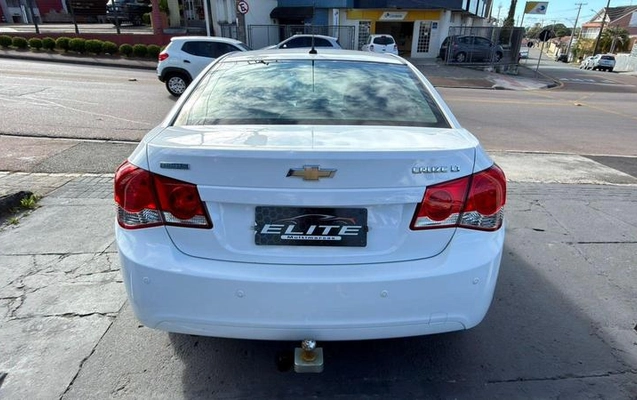 imagem-https://www.socarrao.com.br/sc-vehicle-images-prod/3323372/1787145115339-7946761_2_B_0c00c09d2f.jpeg