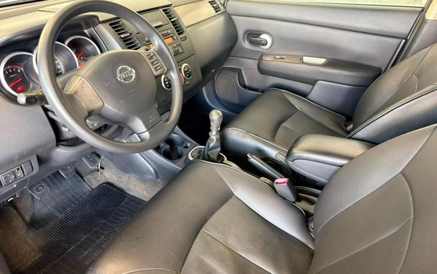 imagem-https://www.socarrao.com.br/sc-vehicle-images-prod/3323407/1789158636616-8264845_6_B_3a2be93996.jpeg