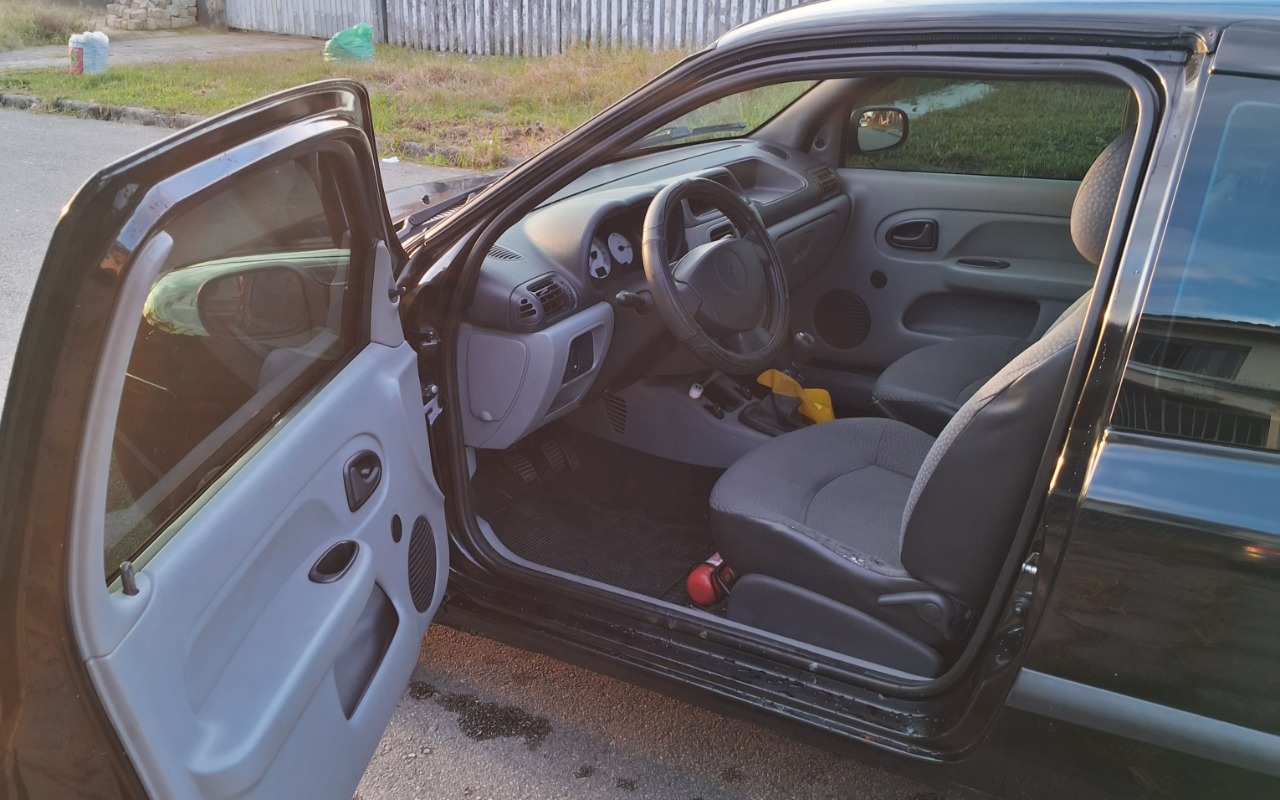 imagem-https://www.socarrao.com.br/sc-vehicle-images-prod/3323431/1787748244307-MjAyNjA1MzFfMTcxMDIxLmpwZw.jpg