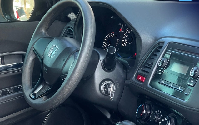 imagem-https://www.socarrao.com.br/sc-vehicle-images-prod/3323442/1787146513300-3_103052.jpg