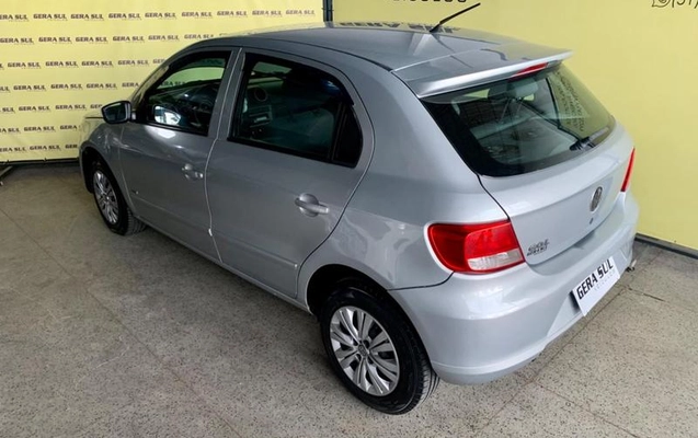 imagem-https://www.socarrao.com.br/sc-vehicle-images-prod/3323456/1787591060651-7581211_5_B_94eca7cc73.jpeg