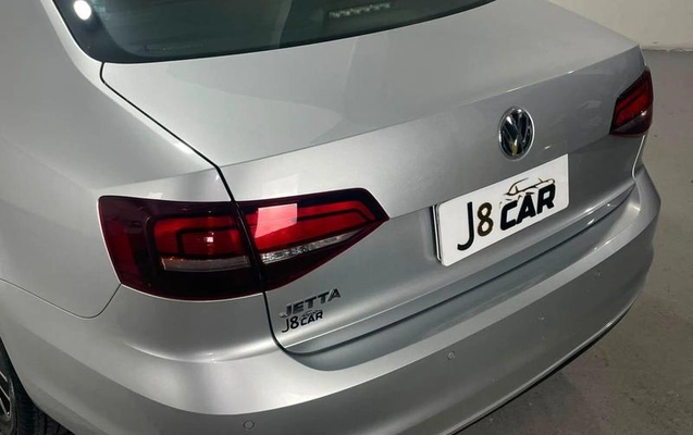 imagem-https://www.socarrao.com.br/sc-vehicle-images-prod/3323457/1788182804714-8353613_11_B_bc788a1196.jpeg