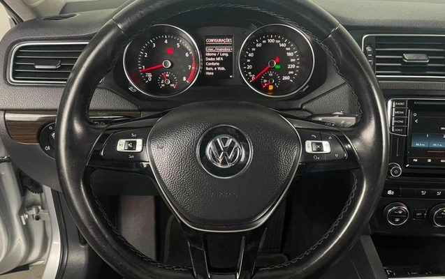 imagem-https://www.socarrao.com.br/sc-vehicle-images-prod/3323457/1788182804737-8353613_19_B_130332de4a.jpeg