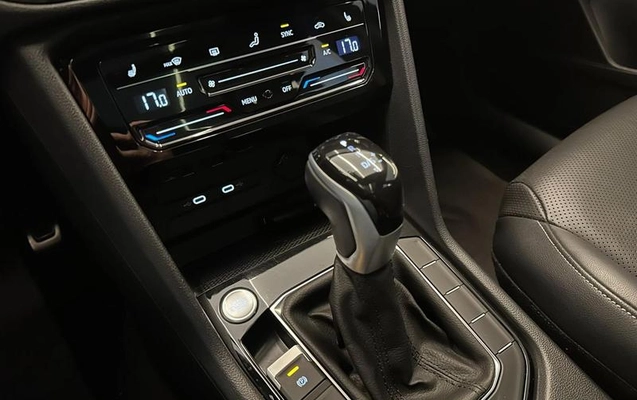 imagem-https://www.socarrao.com.br/sc-vehicle-images-prod/3323517/1789155864084-8387410_7_B_c5810a6610.jpeg