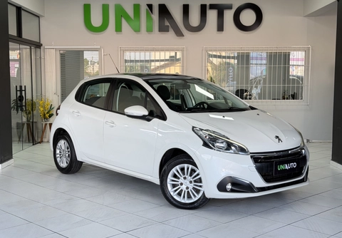 Peugeot 208 2017 Branco — foto 1 de 3