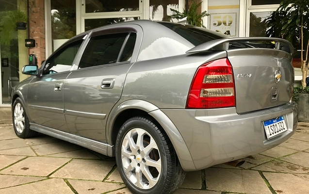 imagem-https://www.socarrao.com.br/sc-vehicle-images-prod/3323548/1787335059525-5WwCQydKer1khnvN8DZcFPTzl36gb8lR.jpg
