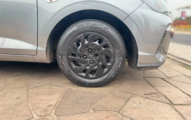 imagem-https://www.socarrao.com.br/sc-vehicle-images-prod/3323605/1787148643952-V2hhdHNBcHAgSW1hZ2UgMjAyNi0wOC0xOSBhdCAxMS4wNS41NSAoMikuanBlZw.jpeg