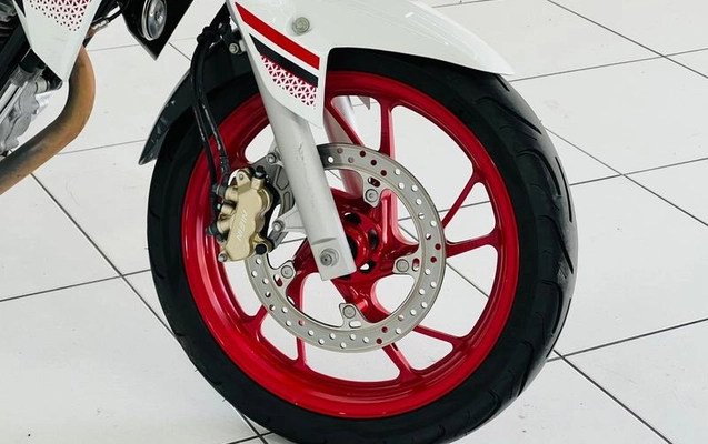 imagem-https://www.socarrao.com.br/sc-vehicle-images-prod/3323626/1787348859499-8394816_11_B_16e9918556.jpeg