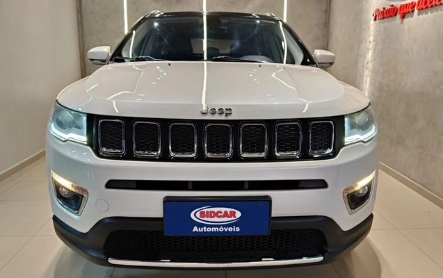imagem-https://www.socarrao.com.br/sc-vehicle-images-prod/3323627/1787148826865-003_fdf00d0048888586aedb431f2d86b7f4.jpeg